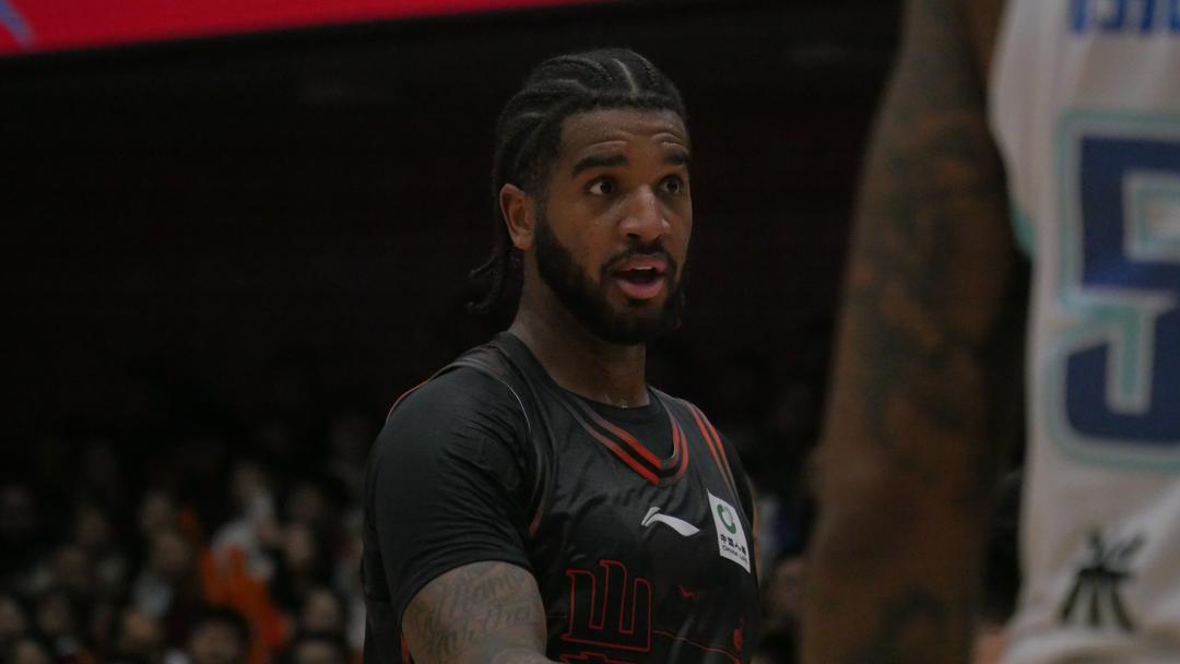 开云体育-山东85：76青岛，克里斯42分，创CBA生涯新高